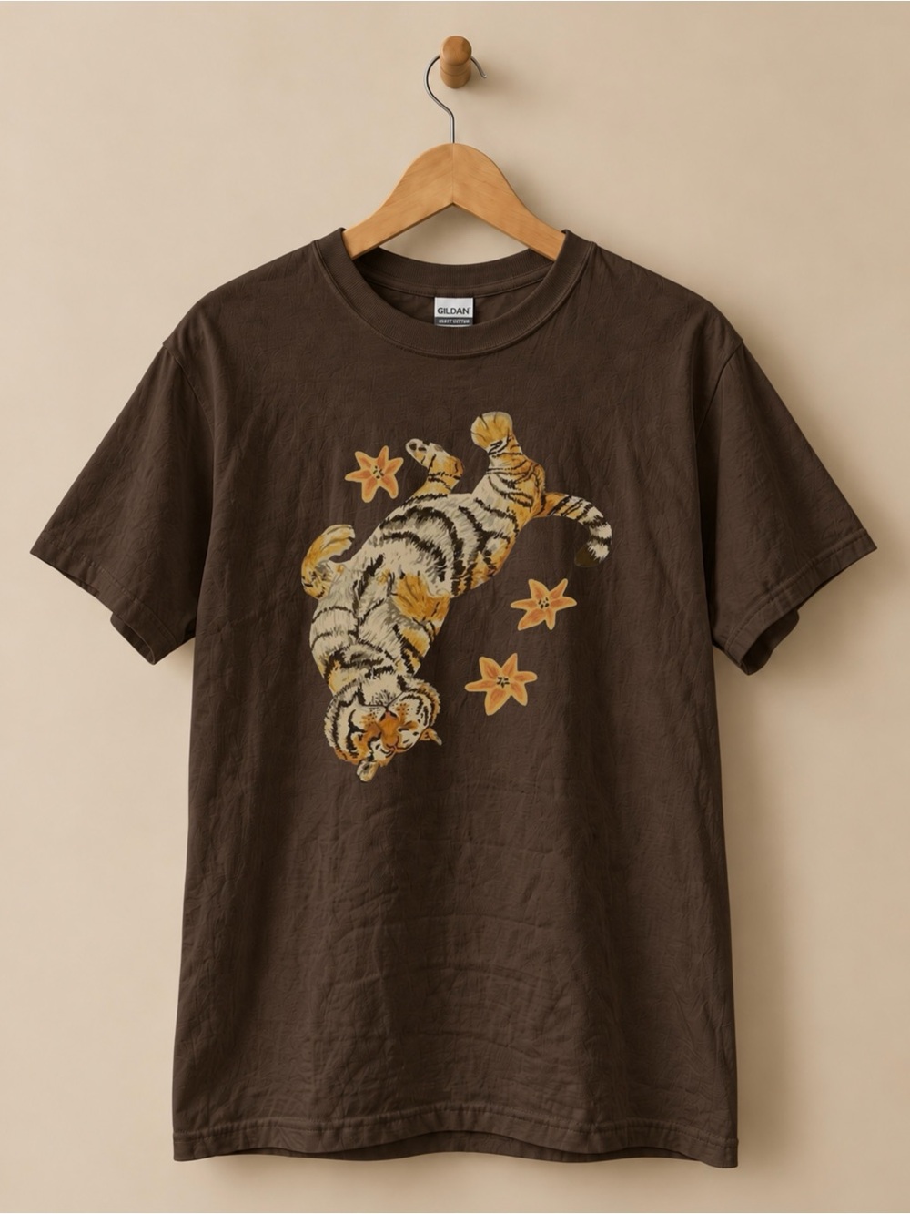 Vintage Tiger Floral Graphic Unisex T-shirt
